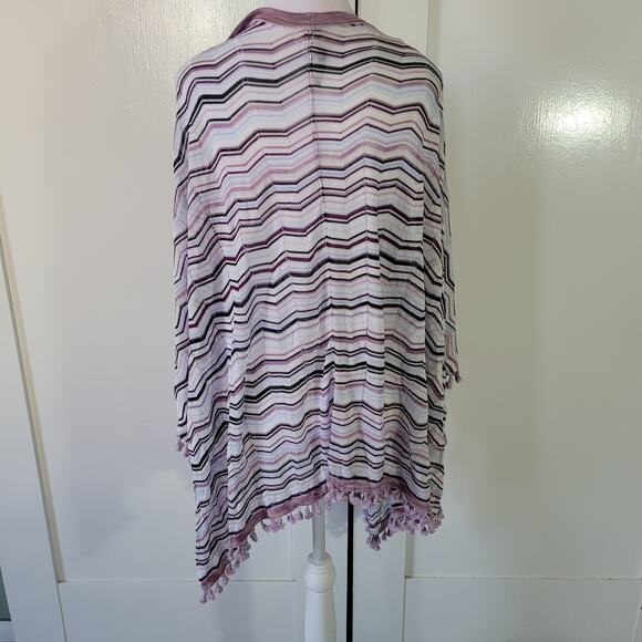 White House Black Market	Size	M/L	Chevron Cape Poncho Tassels Multi Color Easter - Picture 6 of 11